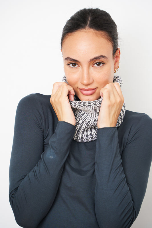 Unisex Two Toned Self-Heating Wool Neck Warmer