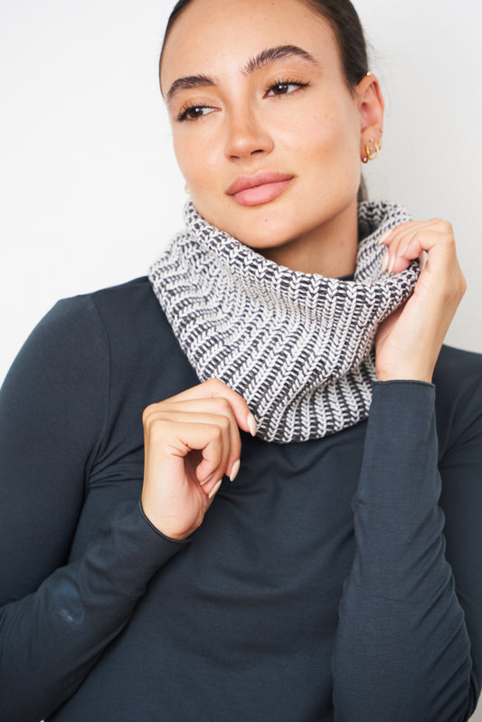 Unisex Two Toned Self-Heating Wool Neck Warmer