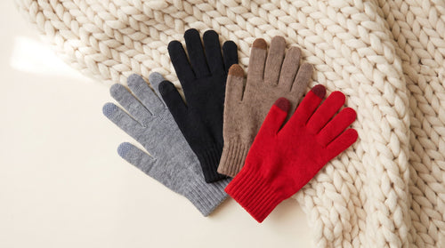 Self-heating merino wool gloves in slate heather, black, brown sugar melange and vermillion