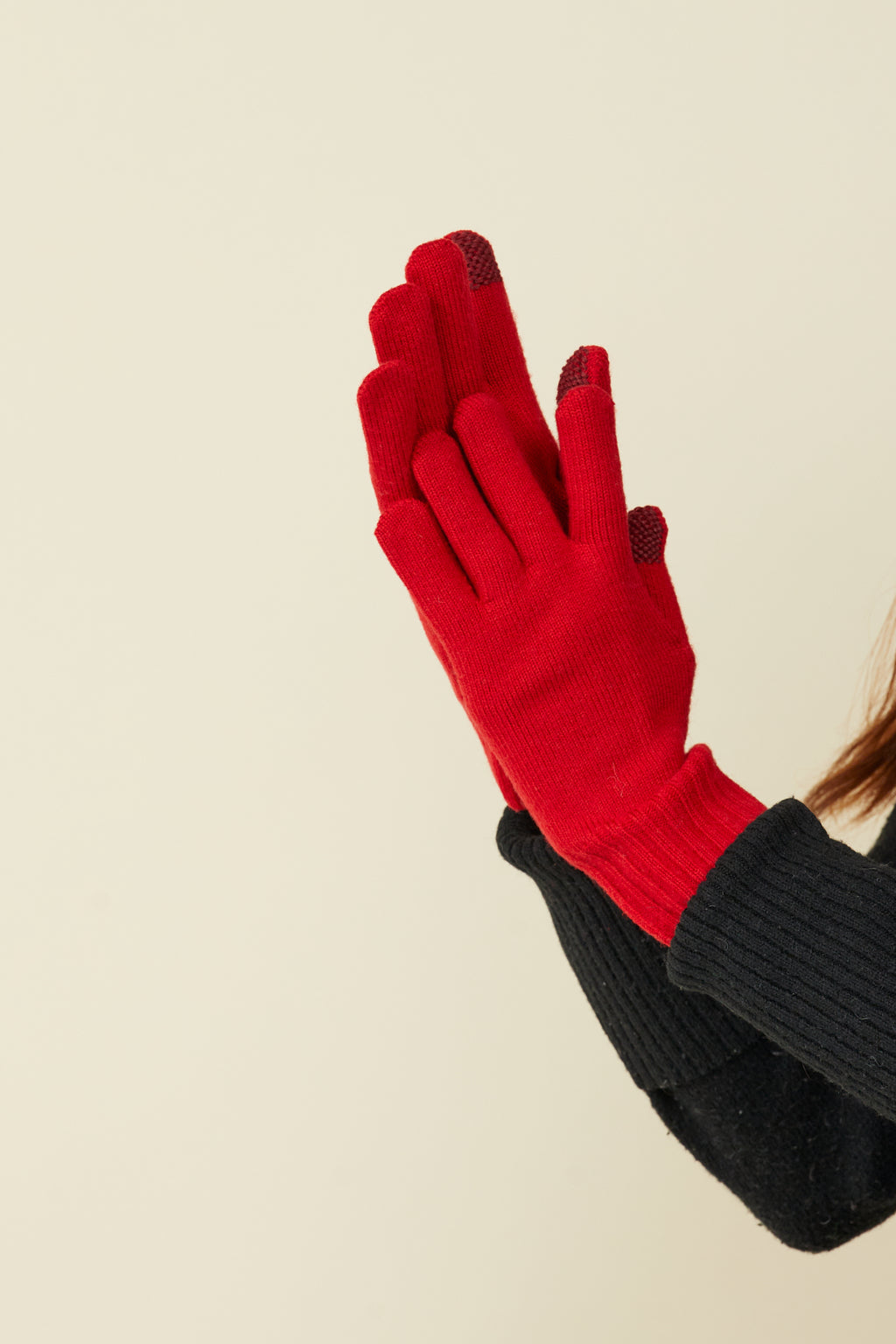 Vermillion red self-heating merino wool glove with touchscreen fingertips